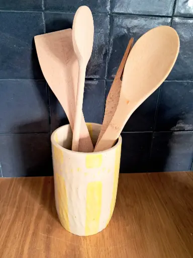 Pot à ustensiles jaune